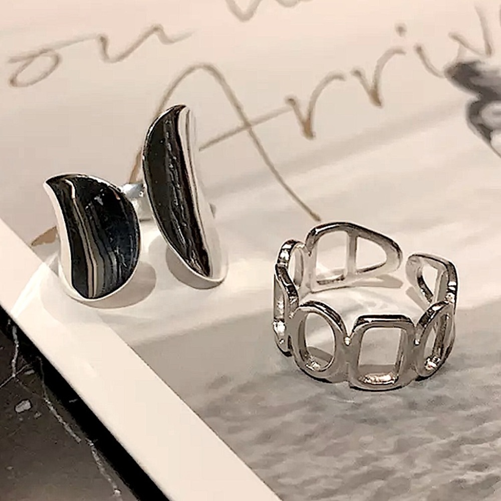 STERLING SILVER MINIMALIST RING SET - Picture 7 of 13